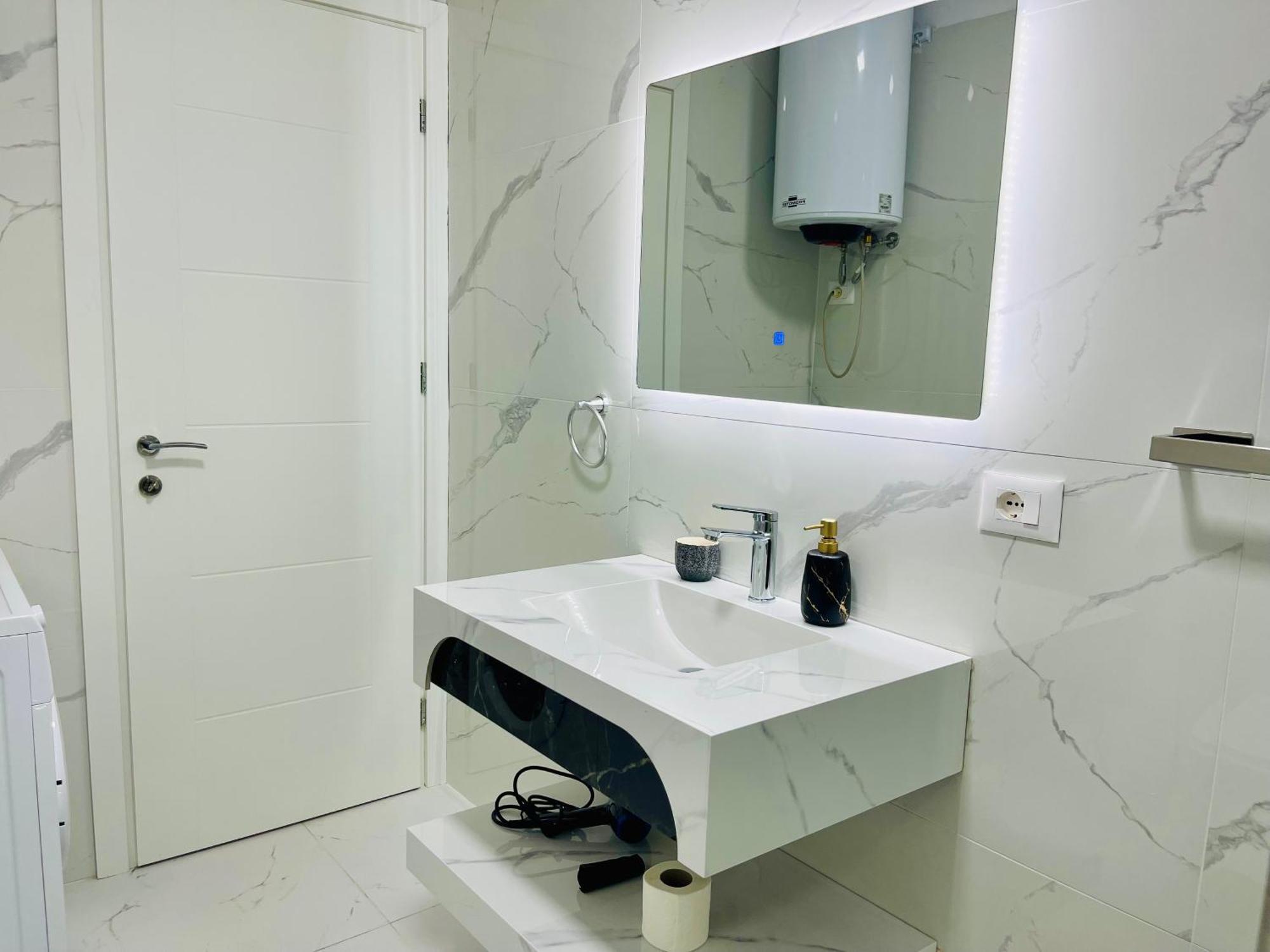 Albis Apartment 2 تيرانا المظهر الخارجي الصورة