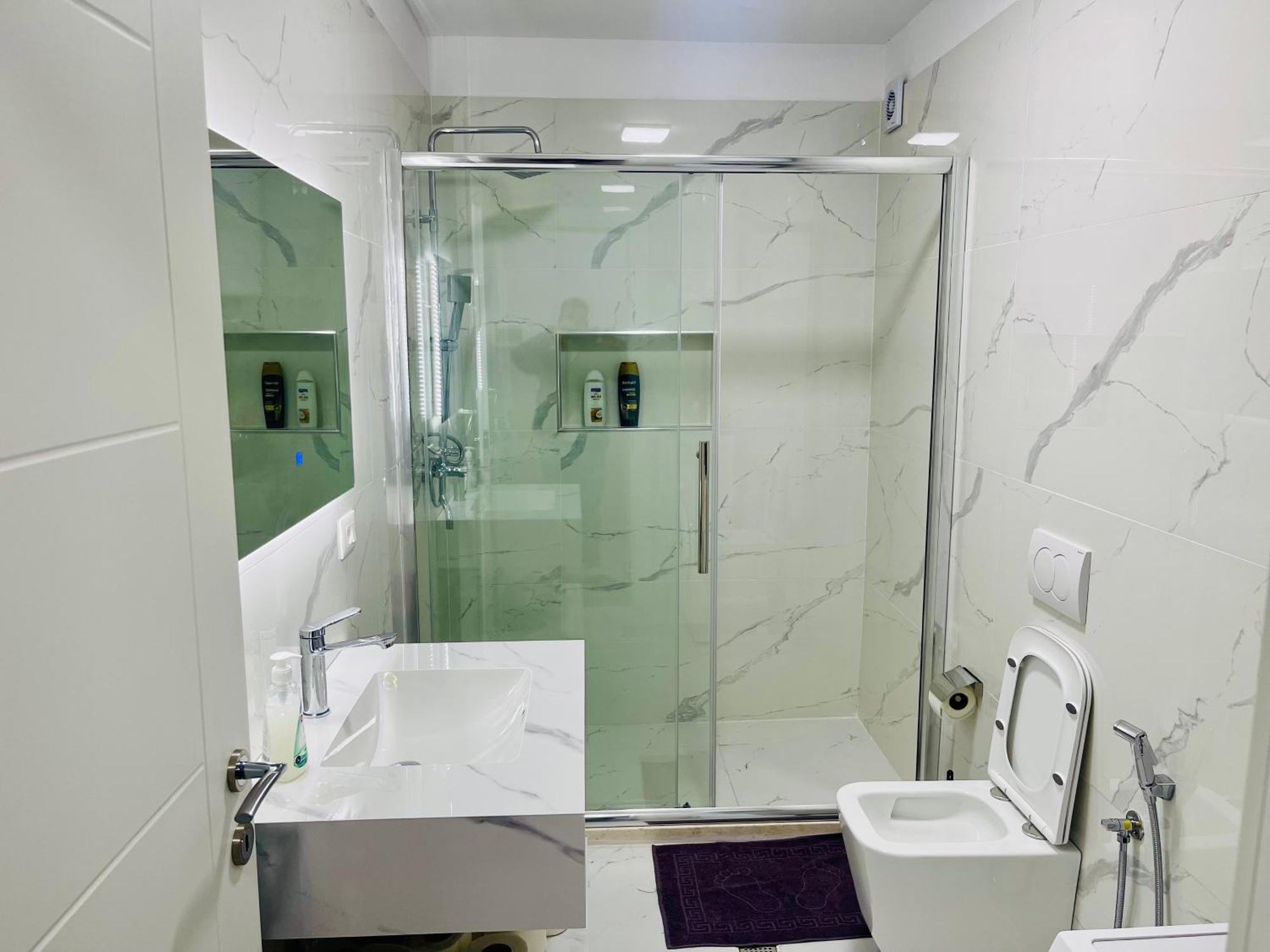 Albis Apartment 2 تيرانا المظهر الخارجي الصورة